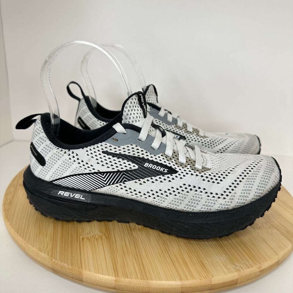 Brooks Revel 6 Running Training Sneakers Shoes White Black Comfort Size 6.5